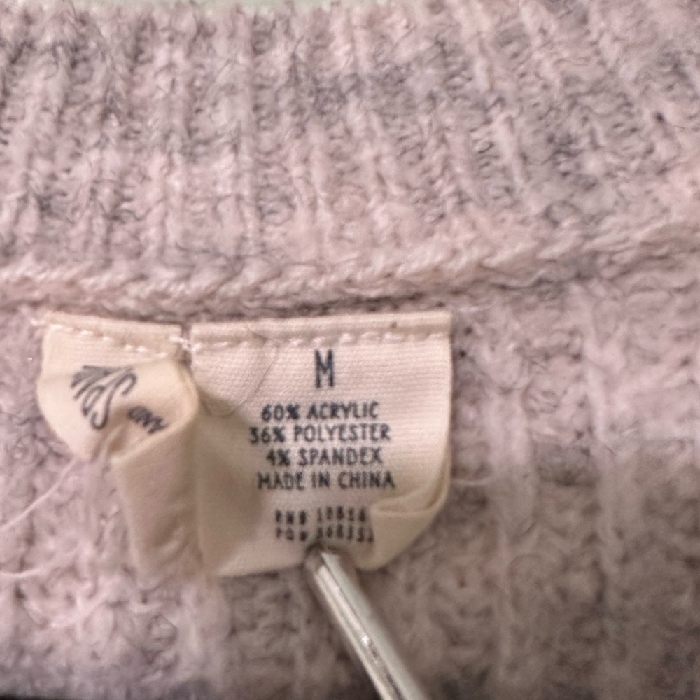 Sky and Sparrow Cropped Sweater - Picture 9 of 9